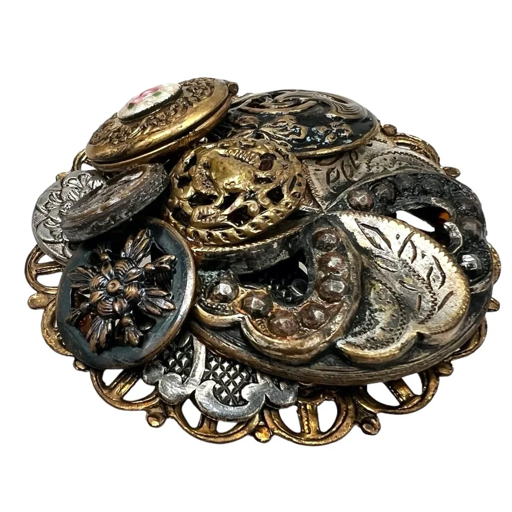 VINTAGE 3D BROOCH WITH WORKING LOCKET, HEARTS, & BUTTONS - NO PIN